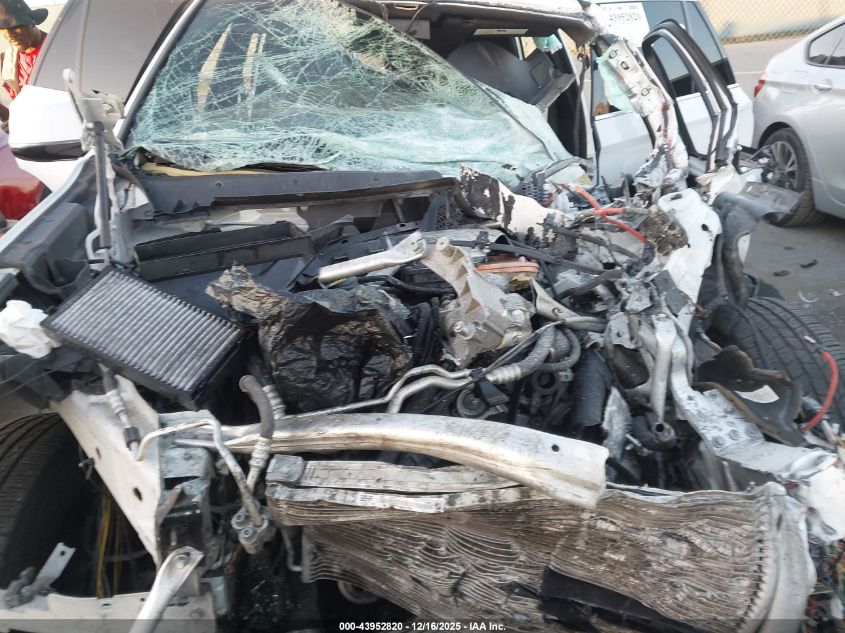 2018 BMW X5 xDrive35I VIN: 5UXKR0C54JL071173 Lot: 43952820