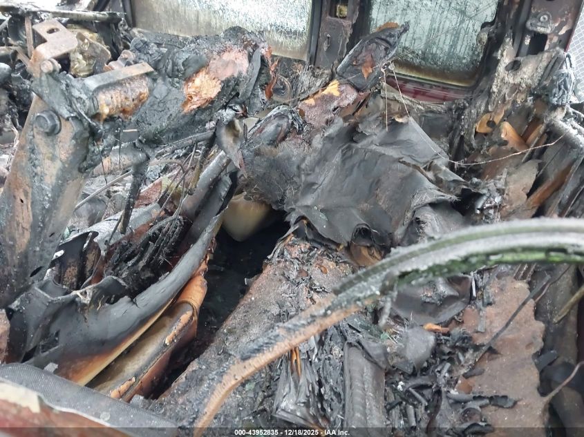 2001 GMC Sierra 1500 Sle VIN: 2GTEC19T311185425 Lot: 43952835