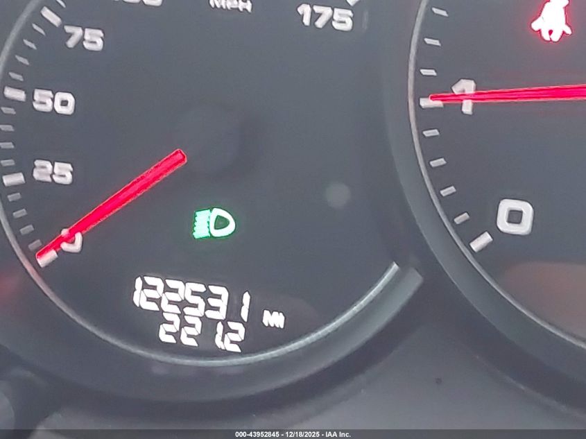 2018 Porsche Cayenne Platinum Edition VIN: WP1AA2A24JKA04862 Lot: 43952845