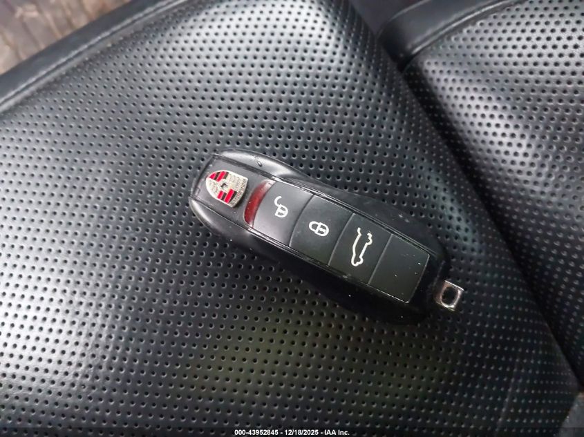 2018 Porsche Cayenne Platinum Edition VIN: WP1AA2A24JKA04862 Lot: 43952845