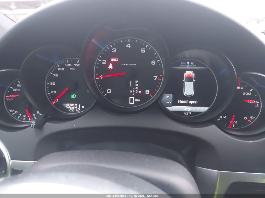 2018 Porsche Cayenne Platinum Edition VIN: WP1AA2A24JKA04862 Lot: 43952845