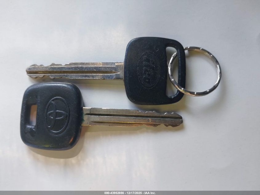 2010 Toyota Yaris VIN: JTDBT4K31A1362624 Lot: 43952856