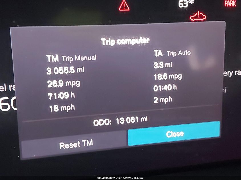 2025 Volvo Xc60 Plug-In Hybrid Plus, T8 Awd Electric/Gasoline, Dark VIN: YV4H60RC2S1074772 Lot: 43952862