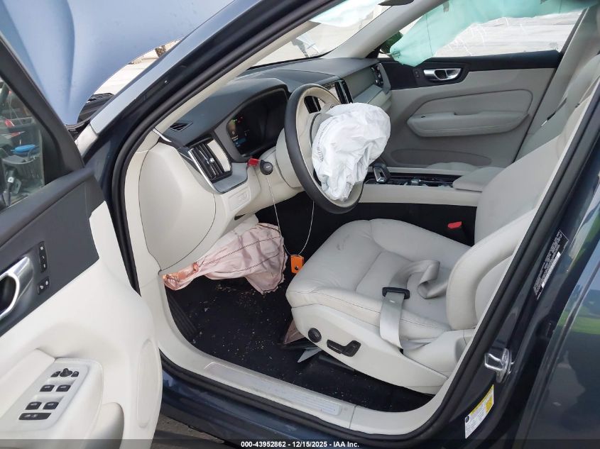 2025 Volvo Xc60 Plug-In Hybrid Plus, T8 Awd Electric/Gasoline, Dark