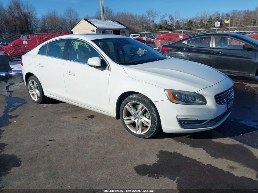 YV1612TM0F1346838 2015 VOLVO S60 photo no. 6