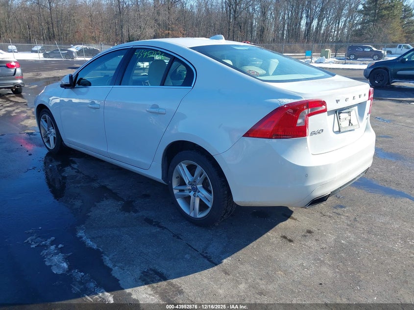 YV1612TM0F1346838 2015 VOLVO S60 photo no. 3