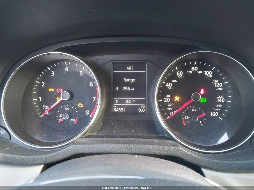 2017 Volkswagen Passat 1.8T S VIN: 1VWAT7A38HC040654 Lot: 43952892