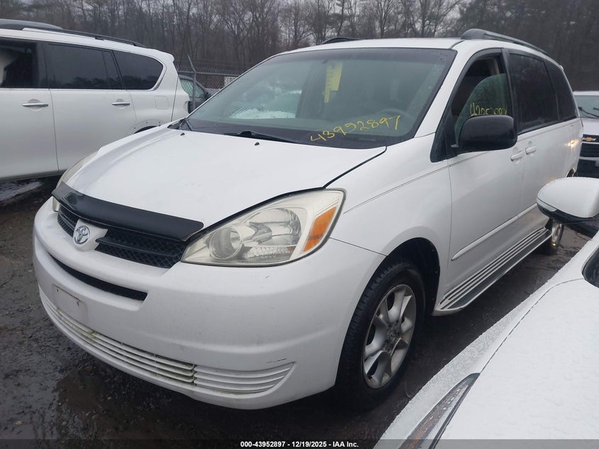2005 Toyota Sienna Le