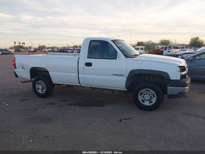 2007 Chevrolet Silverado 2500Hd Classic Work Truck VIN: 1GCHC24U47E198324 Lot: 43952901