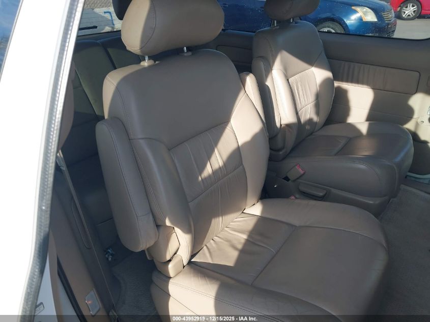 2000 Toyota Sienna Xle VIN: 4T3ZF13C5YU210781 Lot: 43952919