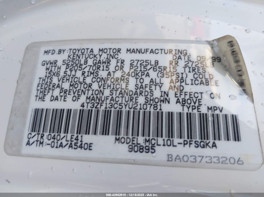 2000 Toyota Sienna Xle VIN: 4T3ZF13C5YU210781 Lot: 43952919