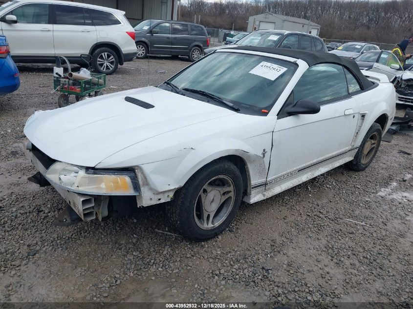 2000 Ford Mustang VIN: 1FAFP4444YF240693 Lot: 43952932
