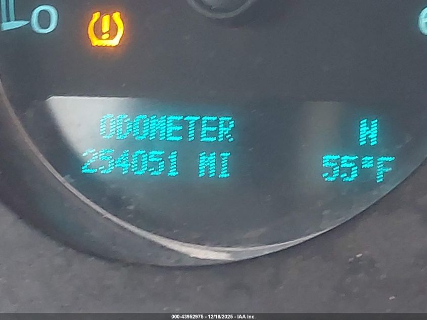 2010 GMC Sierra 1500 Denali VIN: 3GTRKXE25AG245555 Lot: 43952975