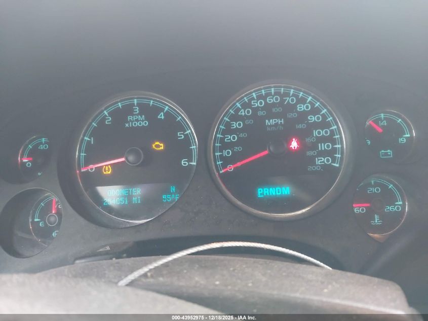 2010 GMC Sierra 1500 Denali VIN: 3GTRKXE25AG245555 Lot: 43952975