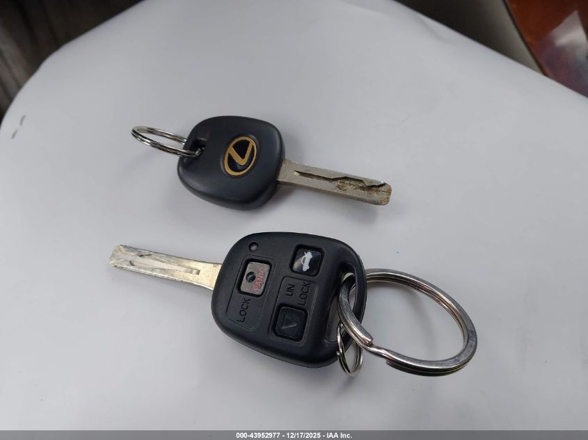 2000 Lexus Ls 400 VIN: JT8BH28F7Y0170808 Lot: 43952977