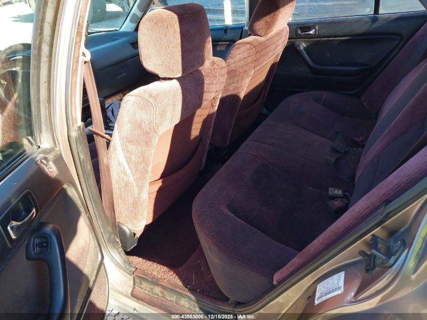 1993 Honda Accord Lx VIN: JHMCB7658PC034276 Lot: 43953000