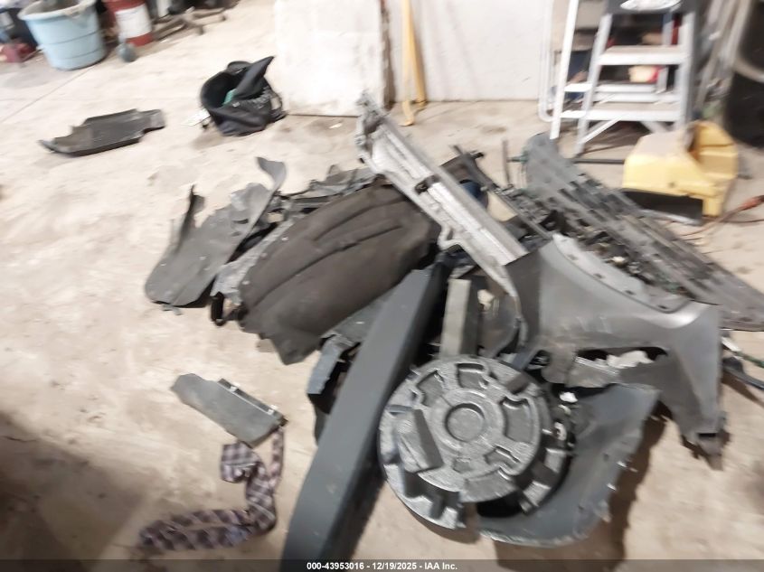 2019 Toyota Rav4 Xle Premium VIN: JTMA1RFV9KJ007454 Lot: 43953016