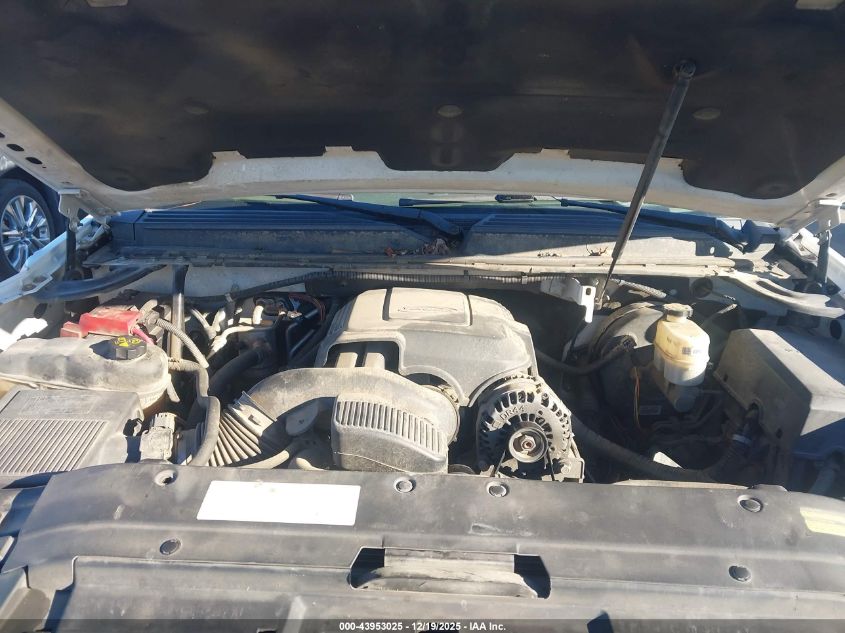 2011 GMC Yukon Xl 1500 Denali VIN: 1GKS2MEF0BR139622 Lot: 43953025