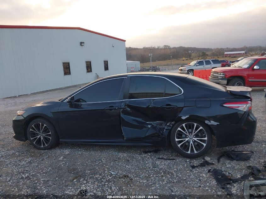 2018 Toyota Camry Se VIN: 4T1B11HK6JU606068 Lot: 43953029