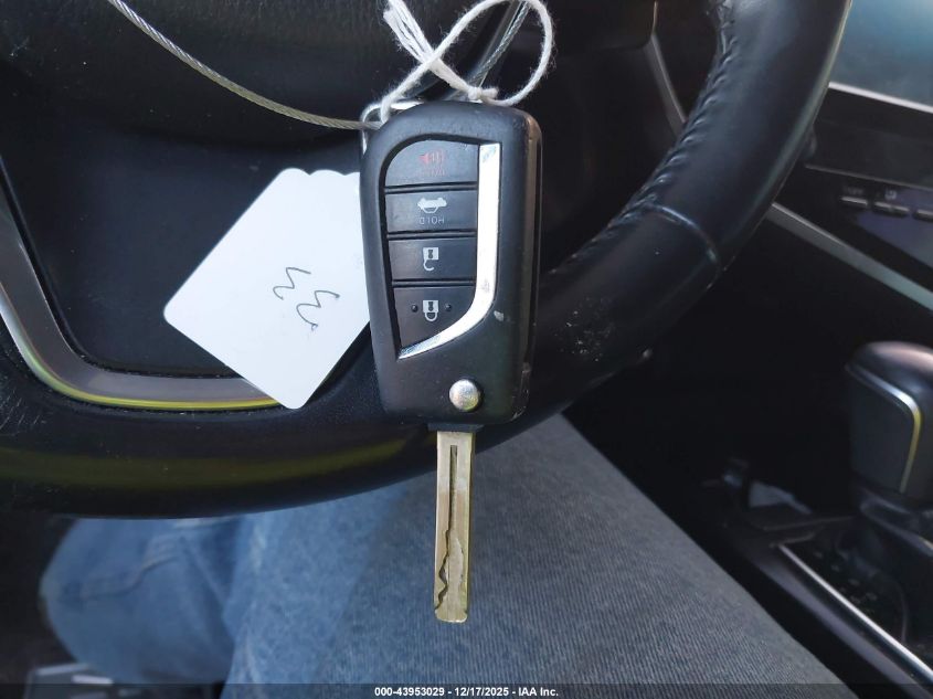 2018 Toyota Camry Se VIN: 4T1B11HK6JU606068 Lot: 43953029