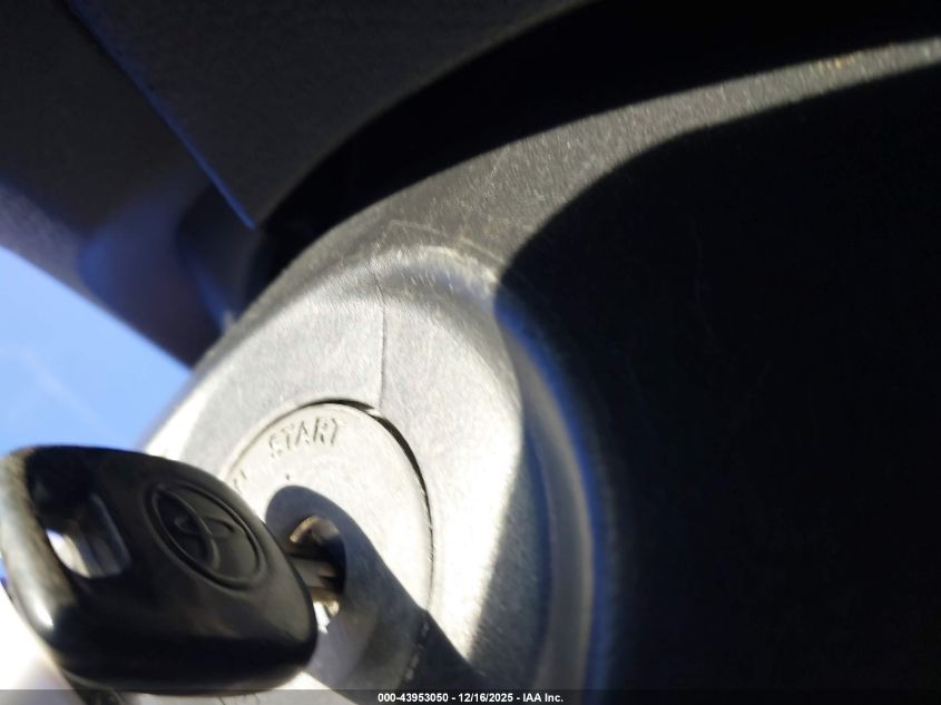 2011 Toyota Yaris VIN: JTDBT9K38B4083264 Lot: 43953050