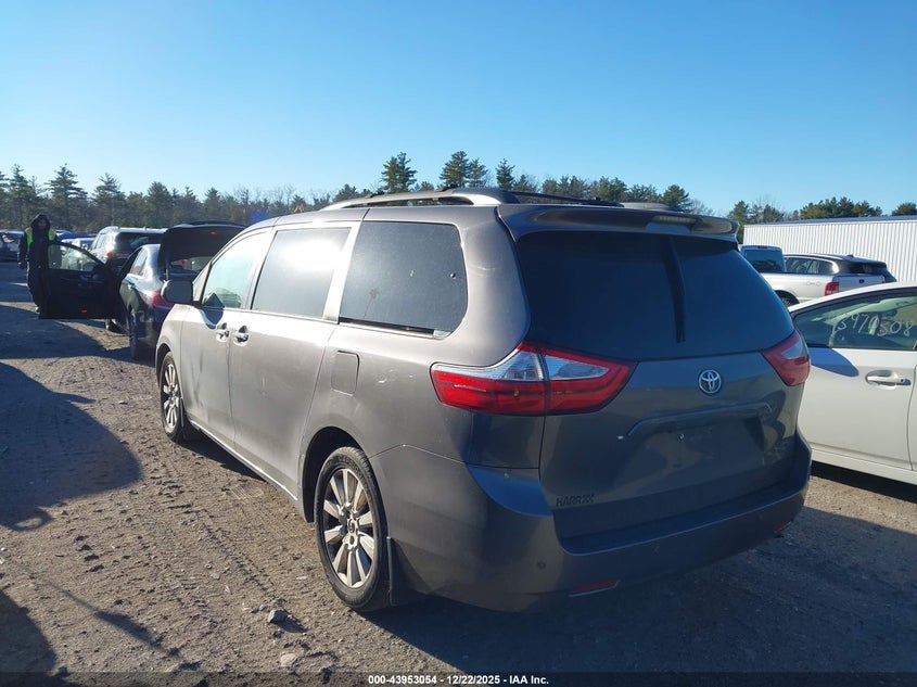 2017 Toyota Sienna Xle Premium 7 Passenger