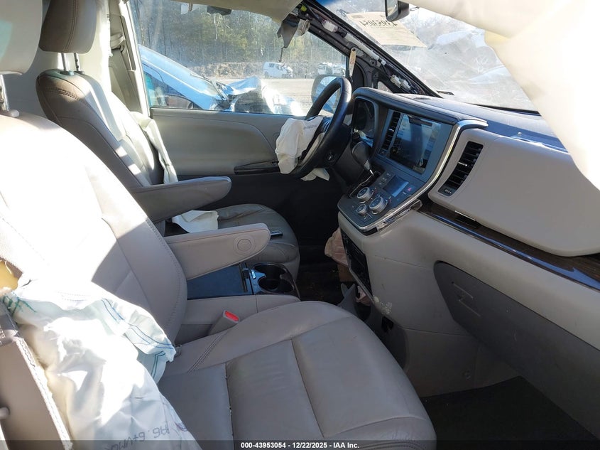 2017 Toyota Sienna Xle Premium 7 Passenger