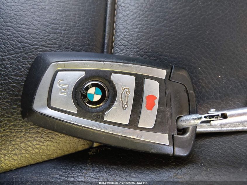 2015 BMW X4 xDrive28I VIN: 5UXXW3C57F0M86724 Lot: 43953063