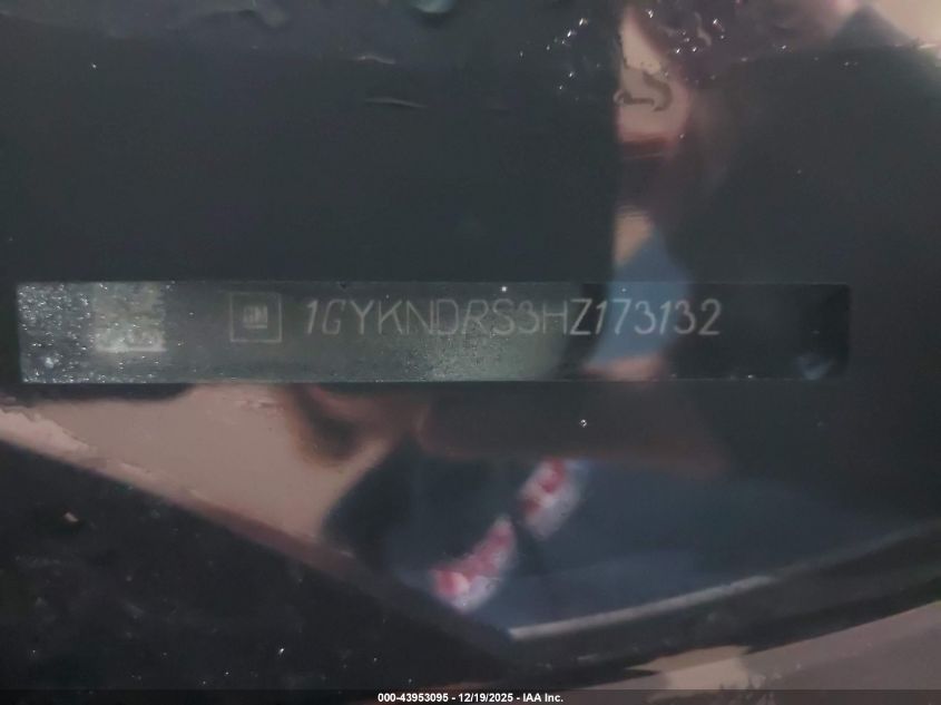 2017 Cadillac Xt5 Luxury VIN: 1GYKNDRS3HZ173132 Lot: 43953095