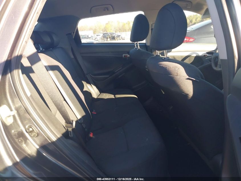 2010 Toyota Matrix VIN: 2T1KU4EE1AC261119 Lot: 43953111