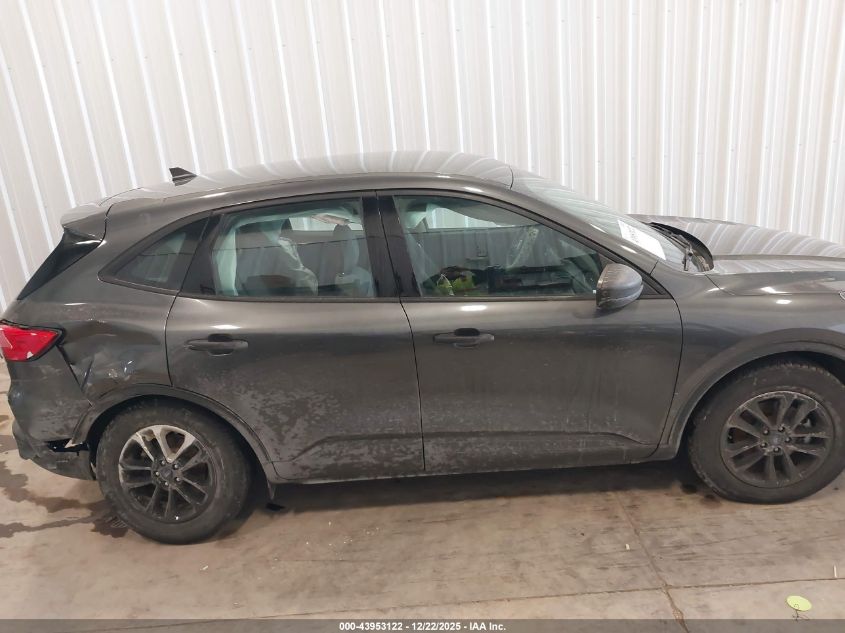 2020 Ford Escape S VIN: 1FMCU0F66LUC17218 Lot: 43953122