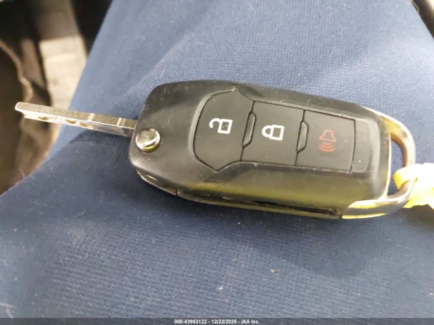 2020 Ford Escape S VIN: 1FMCU0F66LUC17218 Lot: 43953122