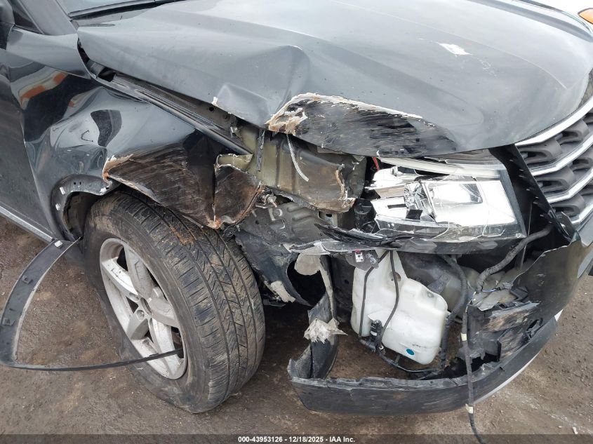 2017 Ford Explorer Xlt VIN: 1FM5K8D88HGC01349 Lot: 43953126