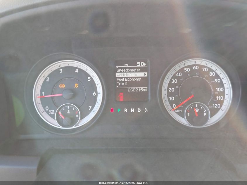 2013 Ram 1500 Express VIN: 3C6JR6AT5DG505983 Lot: 43953162