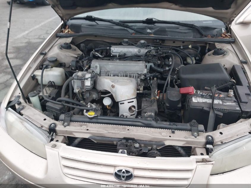 1998 Toyota Camry Le VIN: JT2BG22K7W0243918 Lot: 43953188