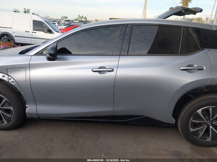 2025 Lexus Rz 300E VIN: JTJABABB8SA008201 Lot: 43953195