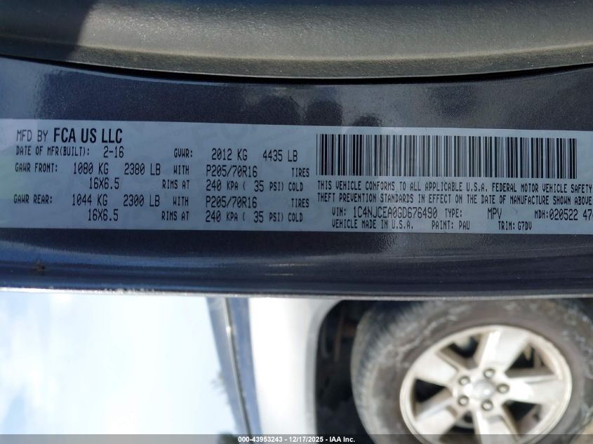 2016 Jeep Compass Latitude VIN: 1C4NJCEA0GD676490 Lot: 43953243