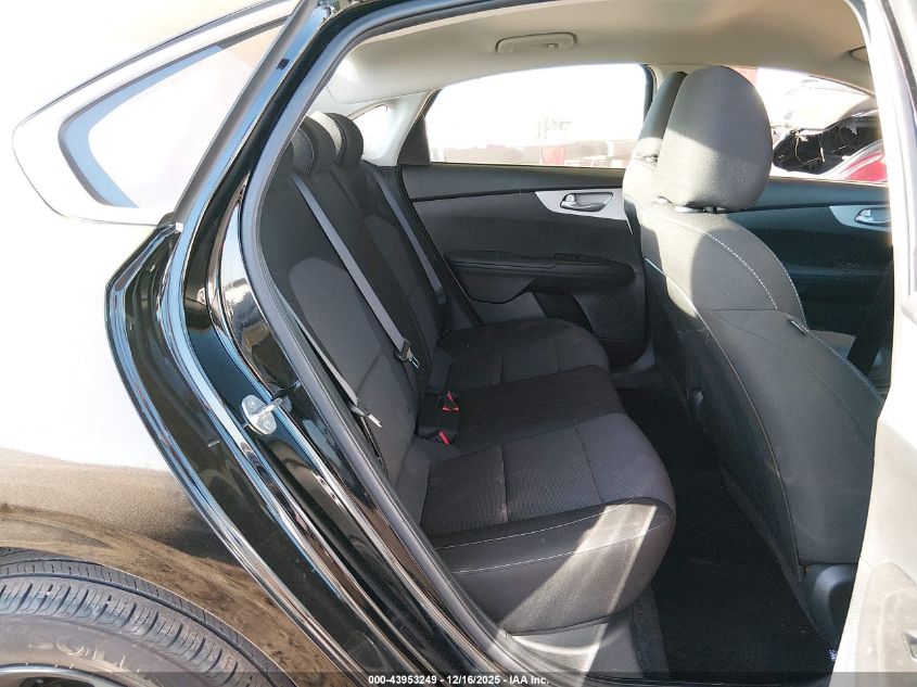 2024 Kia Forte Lxs VIN: 3KPF24AD6RE762038 Lot: 43953249