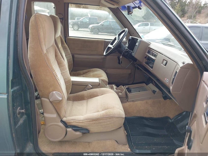 1GCCS19Z4P8107403 1993 CHEVROLET S-10 PICKUP photo no. 5