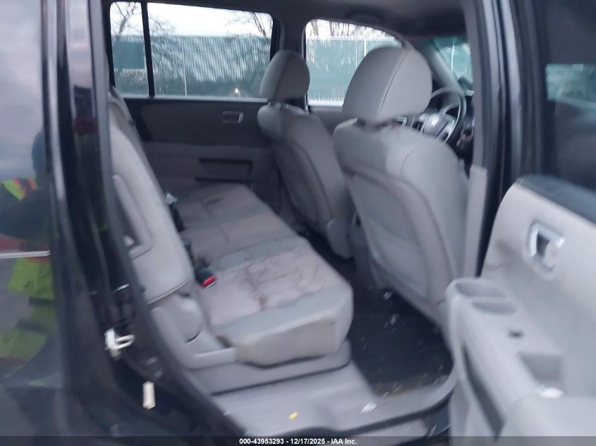 2014 Honda Pilot Ex VIN: 5FNYF4H44EB015531 Lot: 43953293