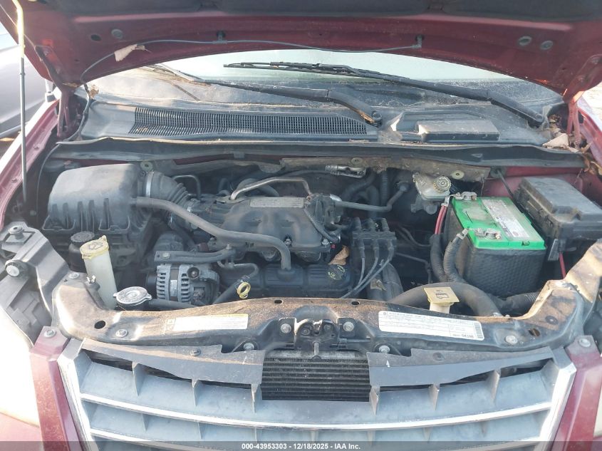 2010 Chrysler Town & Country New Lx VIN: 2A4RR2D13AR375118 Lot: 43953303