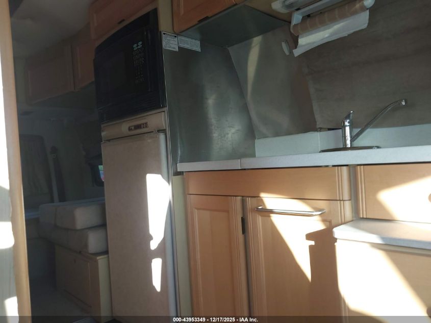 2007 Chevrolet Express Work Van VIN: 1GCHG39U671121187 Lot: 43953349