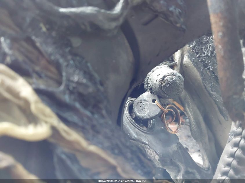 2007 Chevrolet Hhr Lt VIN: 3GNDA33P47S633815 Lot: 43953352