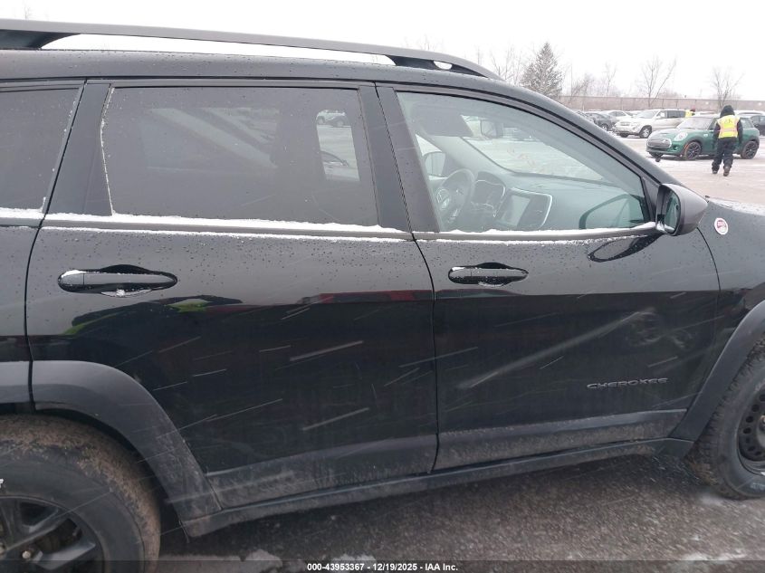 2017 Jeep Cherokee Trailhawk 4X4 VIN: 1C4PJMBS9HW628634 Lot: 43953367