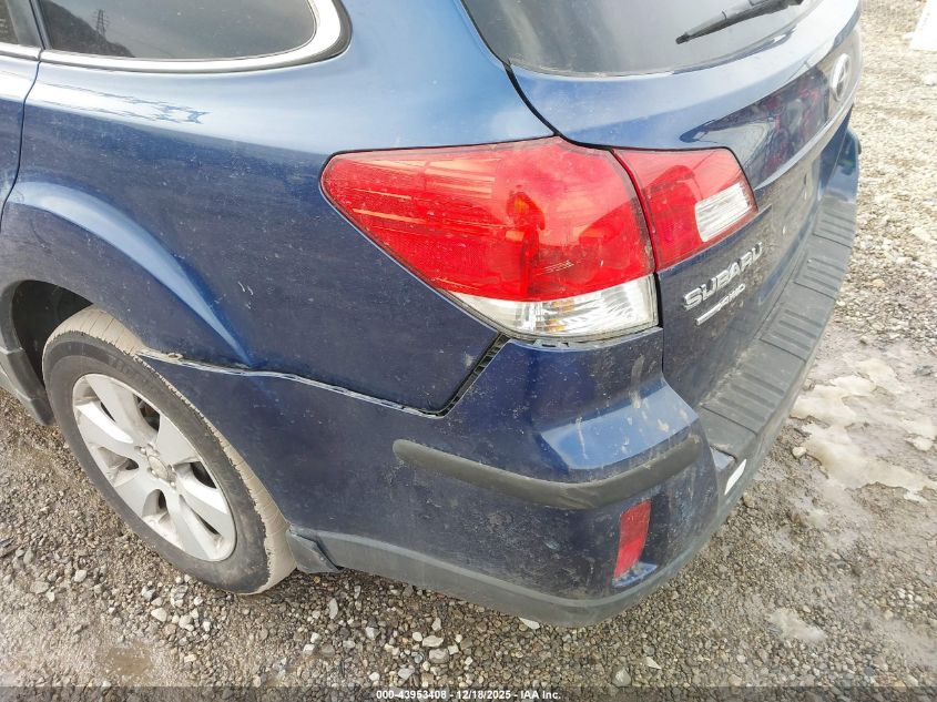 2010 Subaru Outback 2.5I Limited VIN: 4S4BRBLC3A3365798 Lot: 43953408