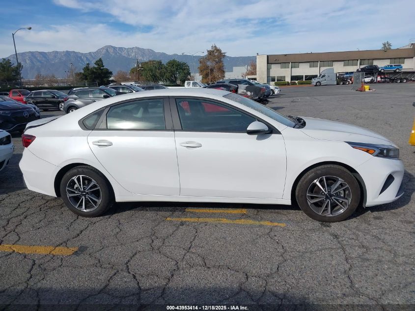 2023 Kia Forte Lxs VIN: 3KPF24AD0PE618773 Lot: 43953414