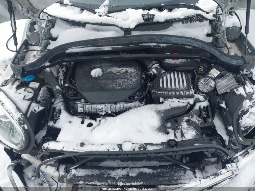 2019 Mini Countryman Cooper S VIN: WMZYT5C53K3G94783 Lot: 43953428
