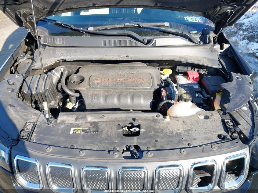 2022 Jeep Compass Latitude 4X4 VIN: 3C4NJDBB6NT165912 Lot: 43953454