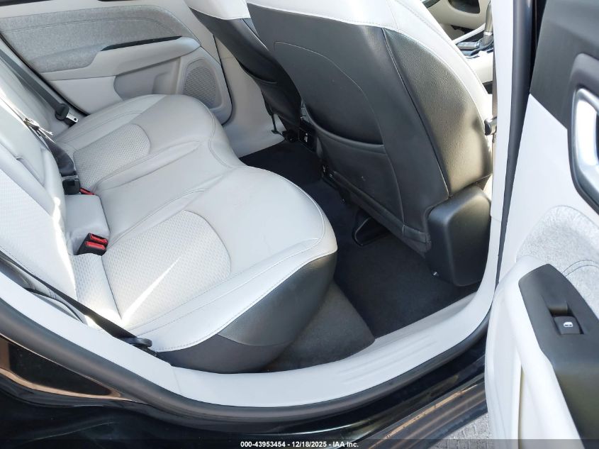 2022 Jeep Compass Latitude 4X4 VIN: 3C4NJDBB6NT165912 Lot: 43953454