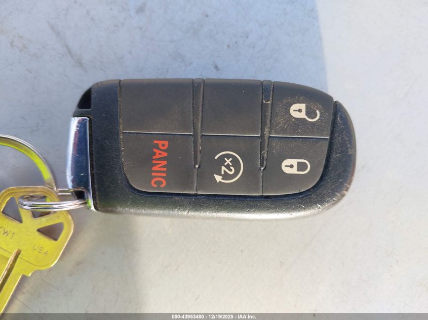 2025 Jeep Compass Latitude 4X4 VIN: 3C4NJDBN3ST587058 Lot: 43953480